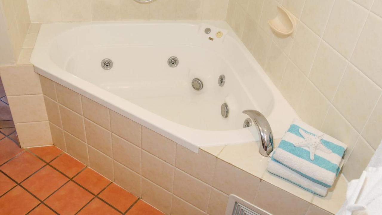 Spa Haven 17B Ocean View Airlie Beach Exterior foto
